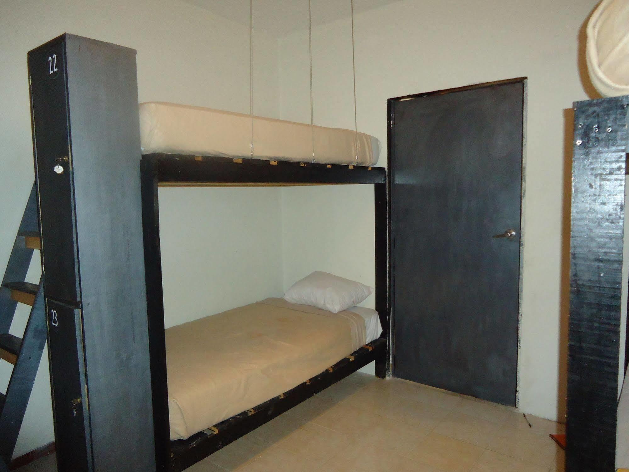 Hostal Humble Bumble *